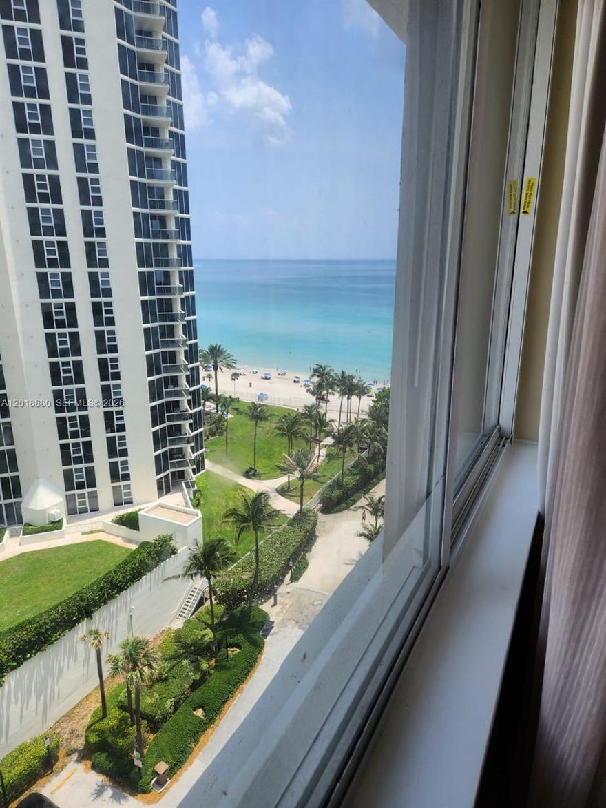 EXCELLENT INVESTMENT OPPORTUNITY! This property is one of the few residences in this building that allowed to be rented annually per Sunny Isles regulations. Only a few of units can be leased Annually, monthly, daily and Airbnb rentals. The unit comes with a valet parking space.
It's an Oceanfront building that can walk directly to the beach, with amenities such as pool, restaurants, Laundry, boutiques. 24 hours security. Located very close to Aventura Mall and top local dining.
