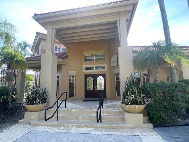 PALM LAKE CONDO - Residential Lease