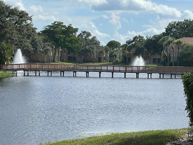 PALM LAKE CONDO - Residential Lease