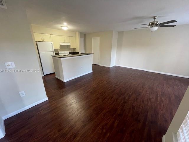 PALM LAKE CONDO - Residential Lease