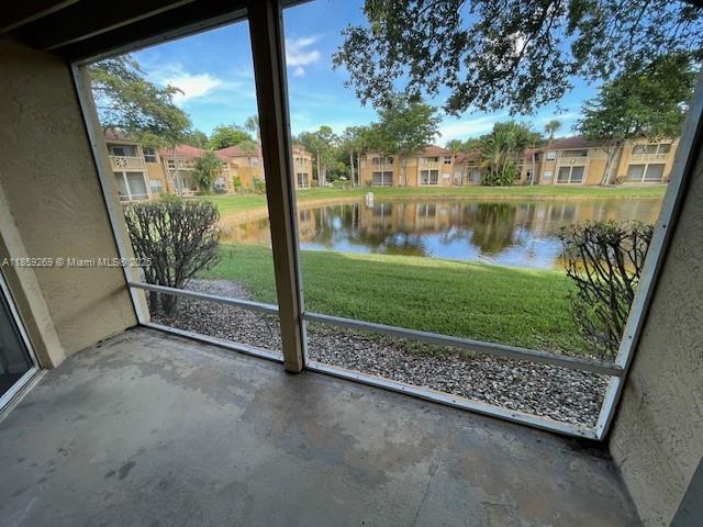 PALM LAKE CONDO - Residential Lease