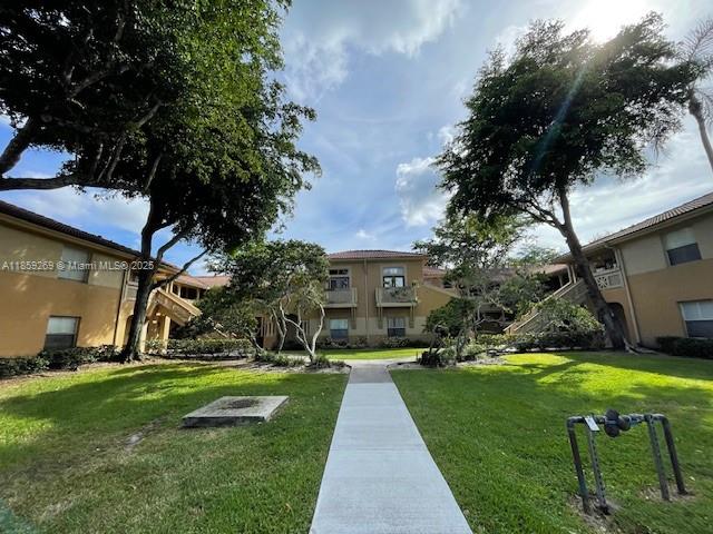PALM LAKE CONDO - Residential Lease