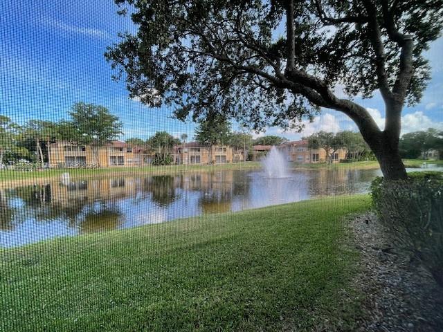 PALM LAKE CONDO - Residential Lease