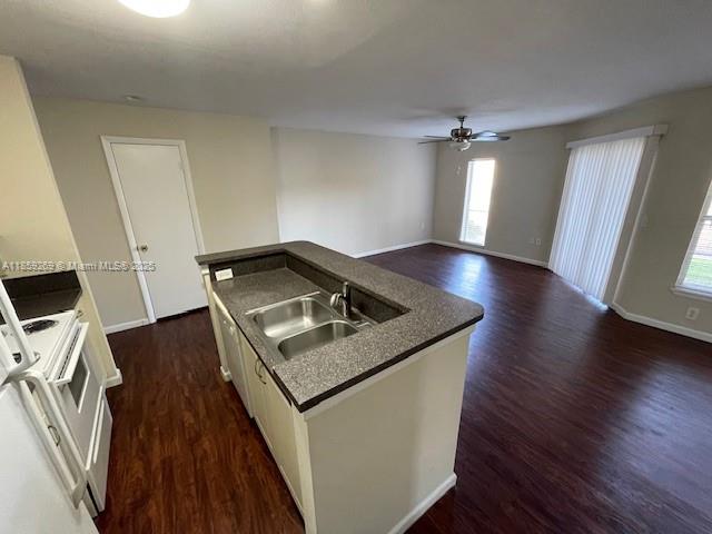 PALM LAKE CONDO - Residential Lease