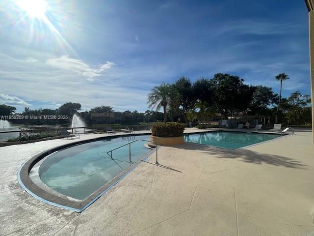 PALM LAKE CONDO - Residential Lease