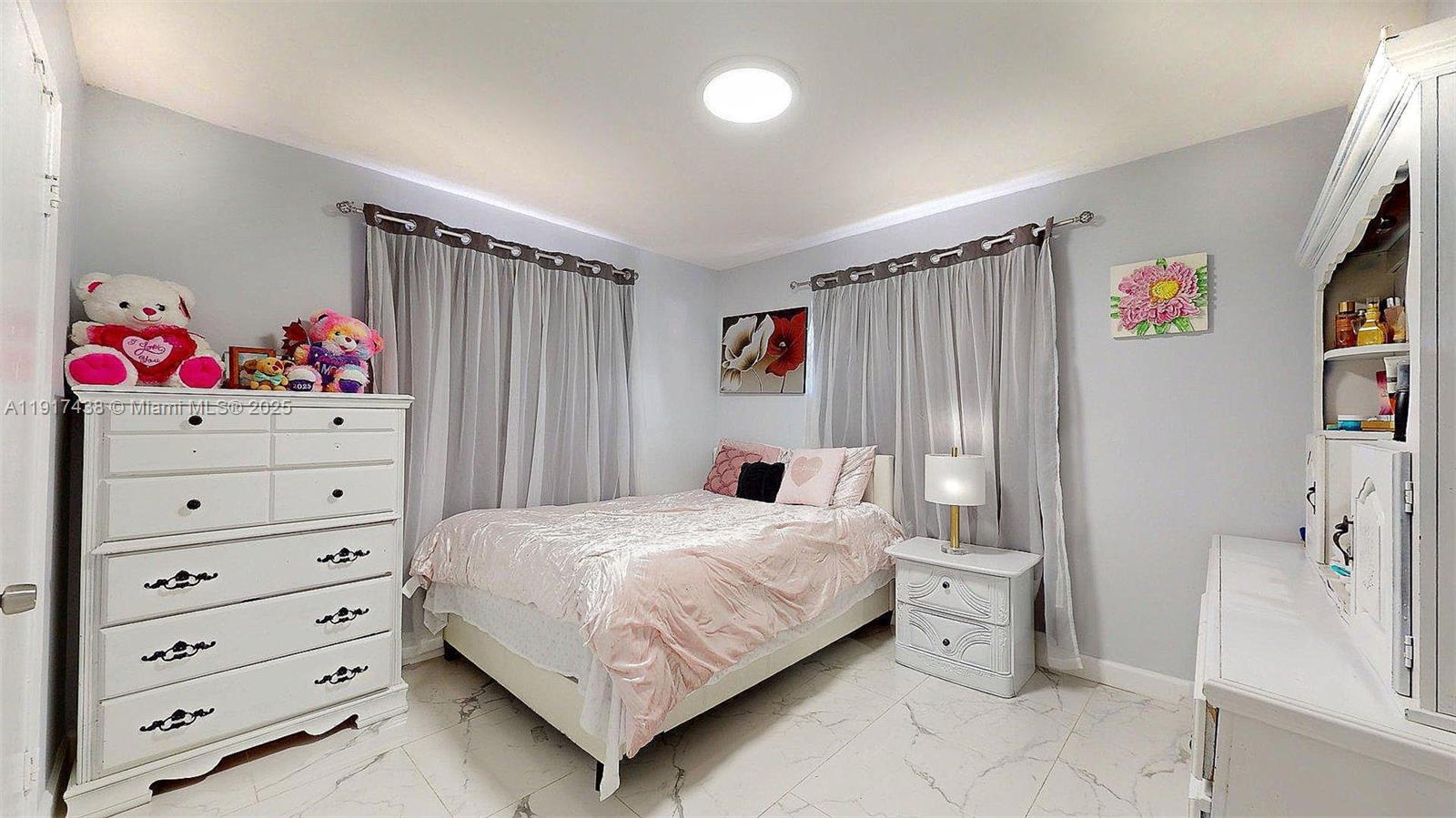 KING HOMESITES - Residential