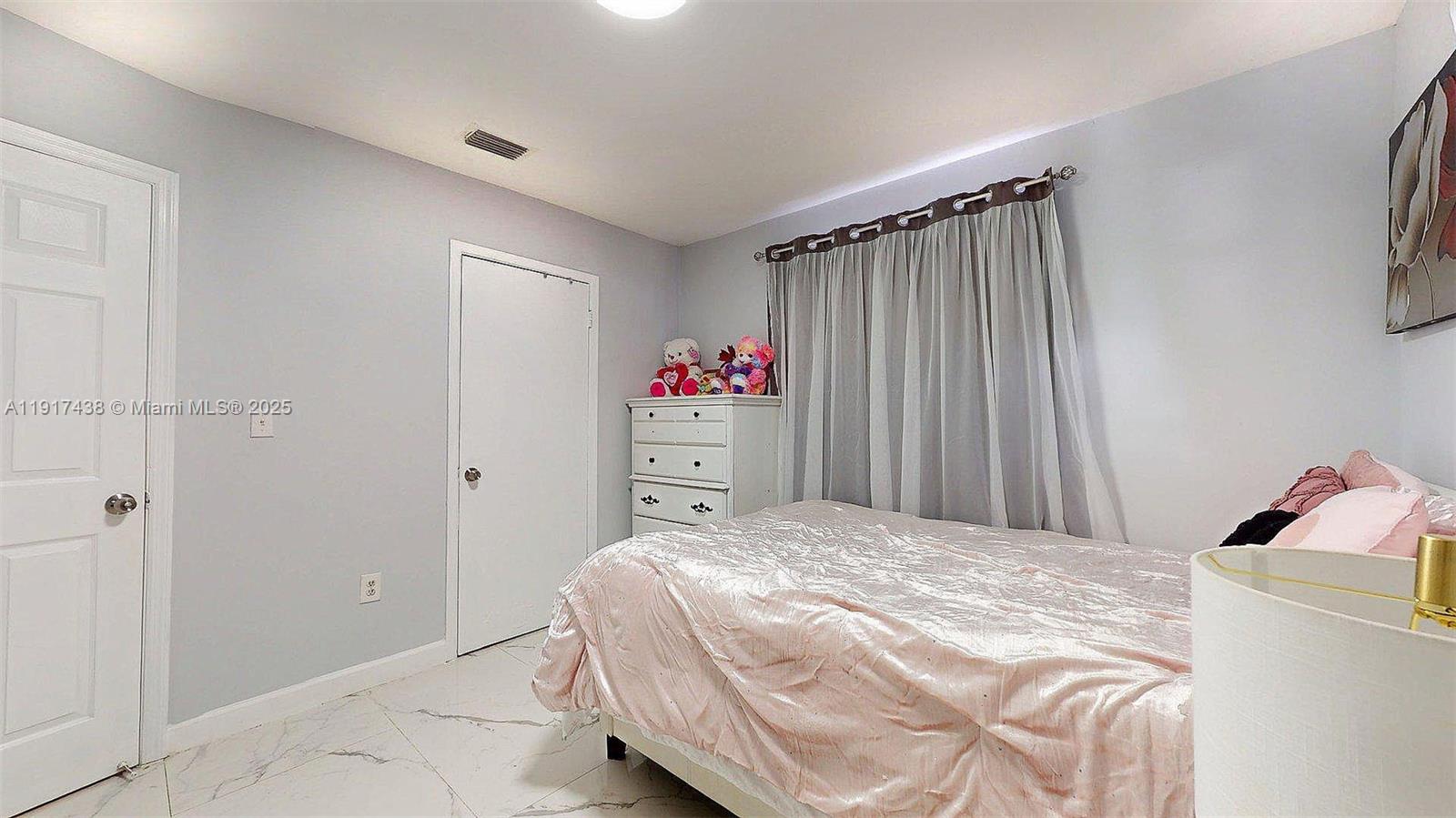 KING HOMESITES - Residential