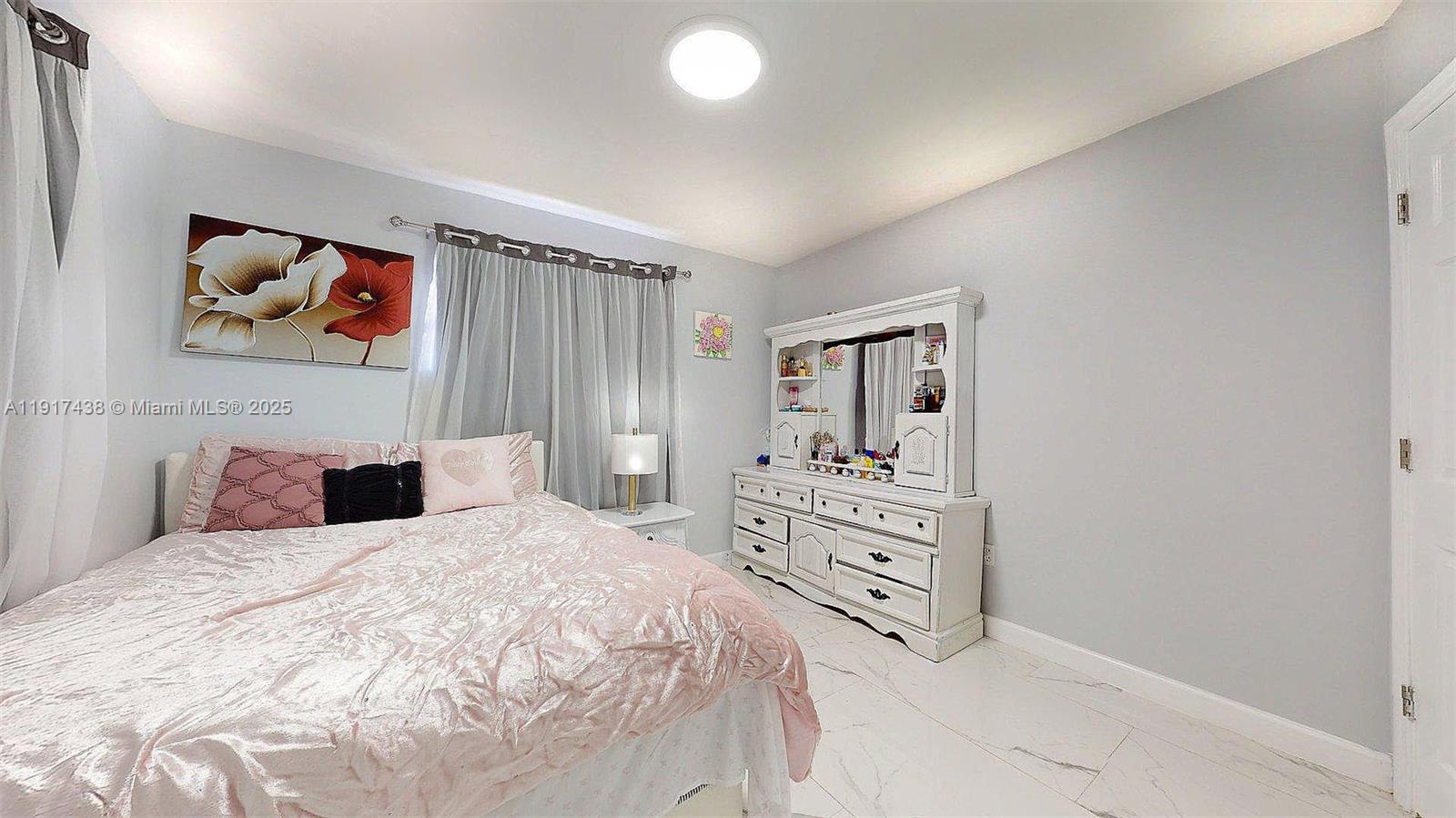 KING HOMESITES - Residential