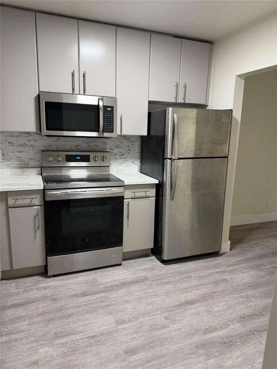 PEMBROKE PALMS CONDO - Residential Lease