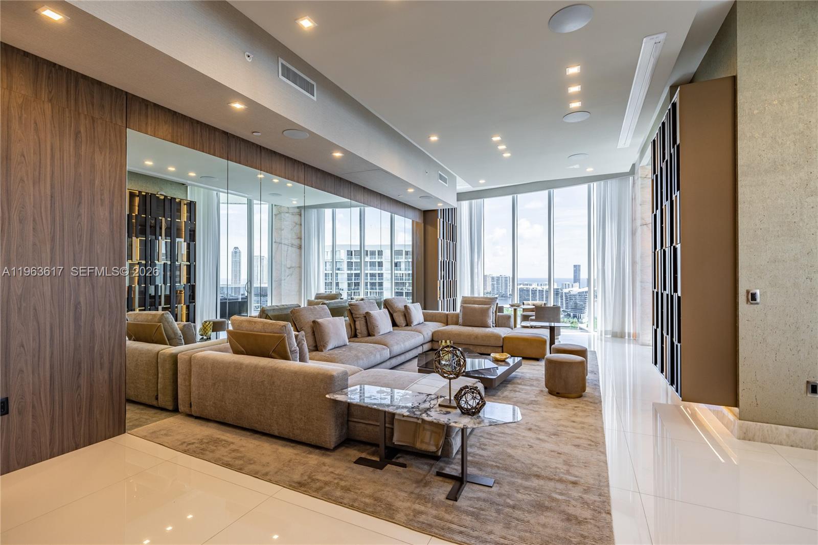 4100 Island Blvd PH-1