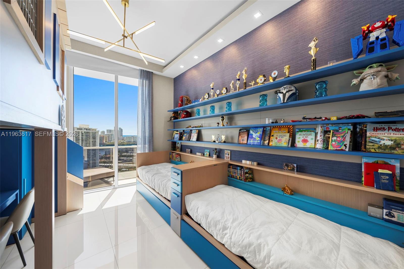 BELLINI AT WILLIAMS ISLAN - Residential