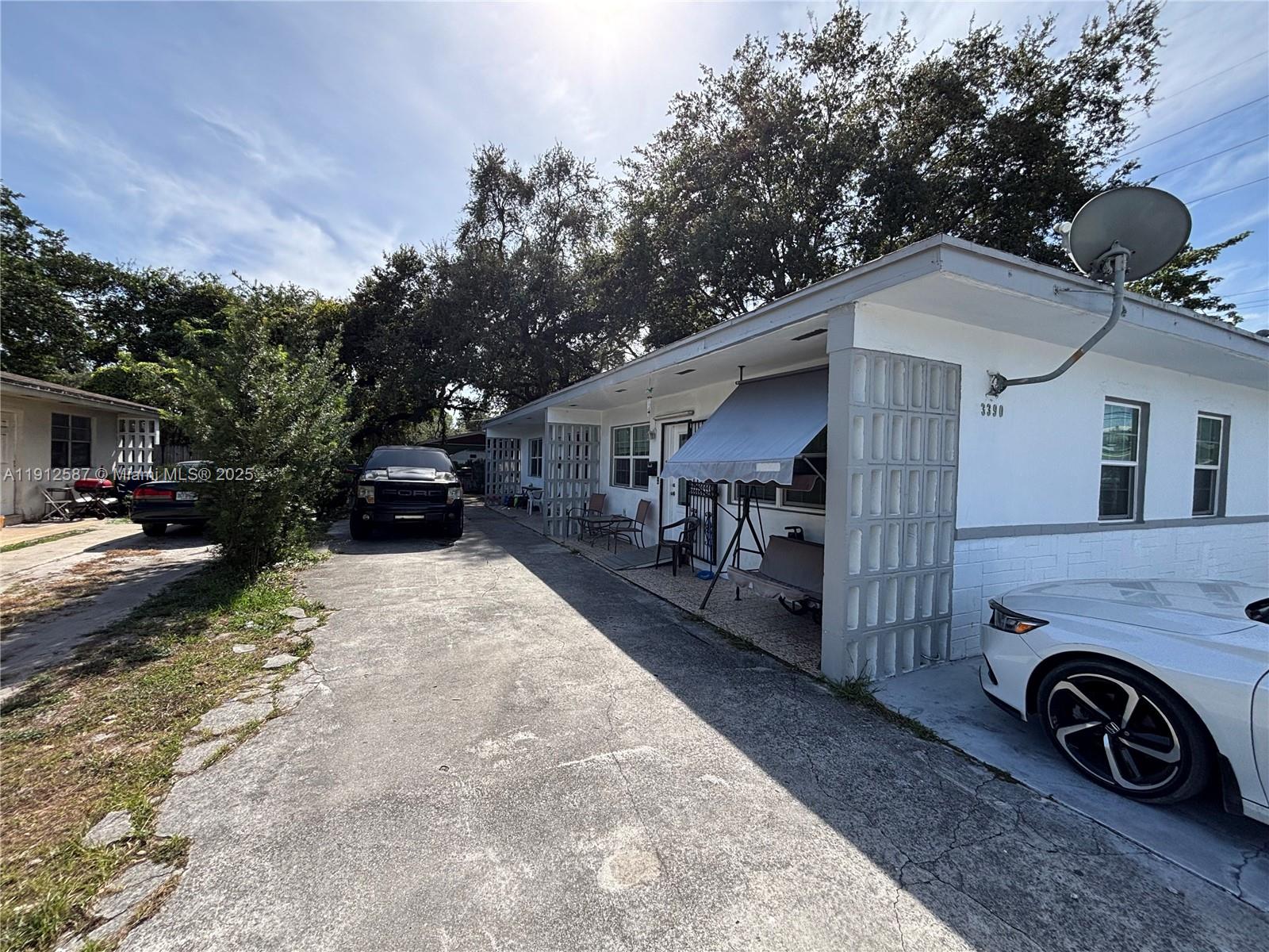 SEMINOLE LAWN - Residential Income