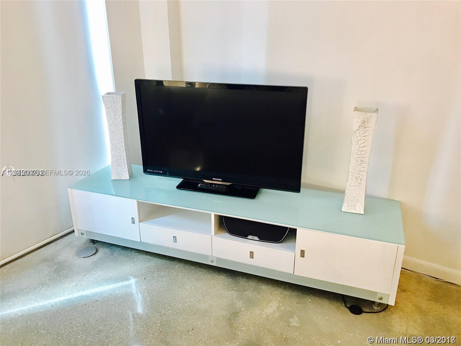 VIZCAYNE SOUTH CONDO - Residential Lease