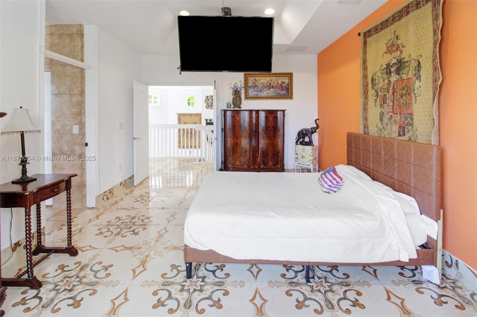 CRESTVIEW LAKES 1ST ADDN - Residential