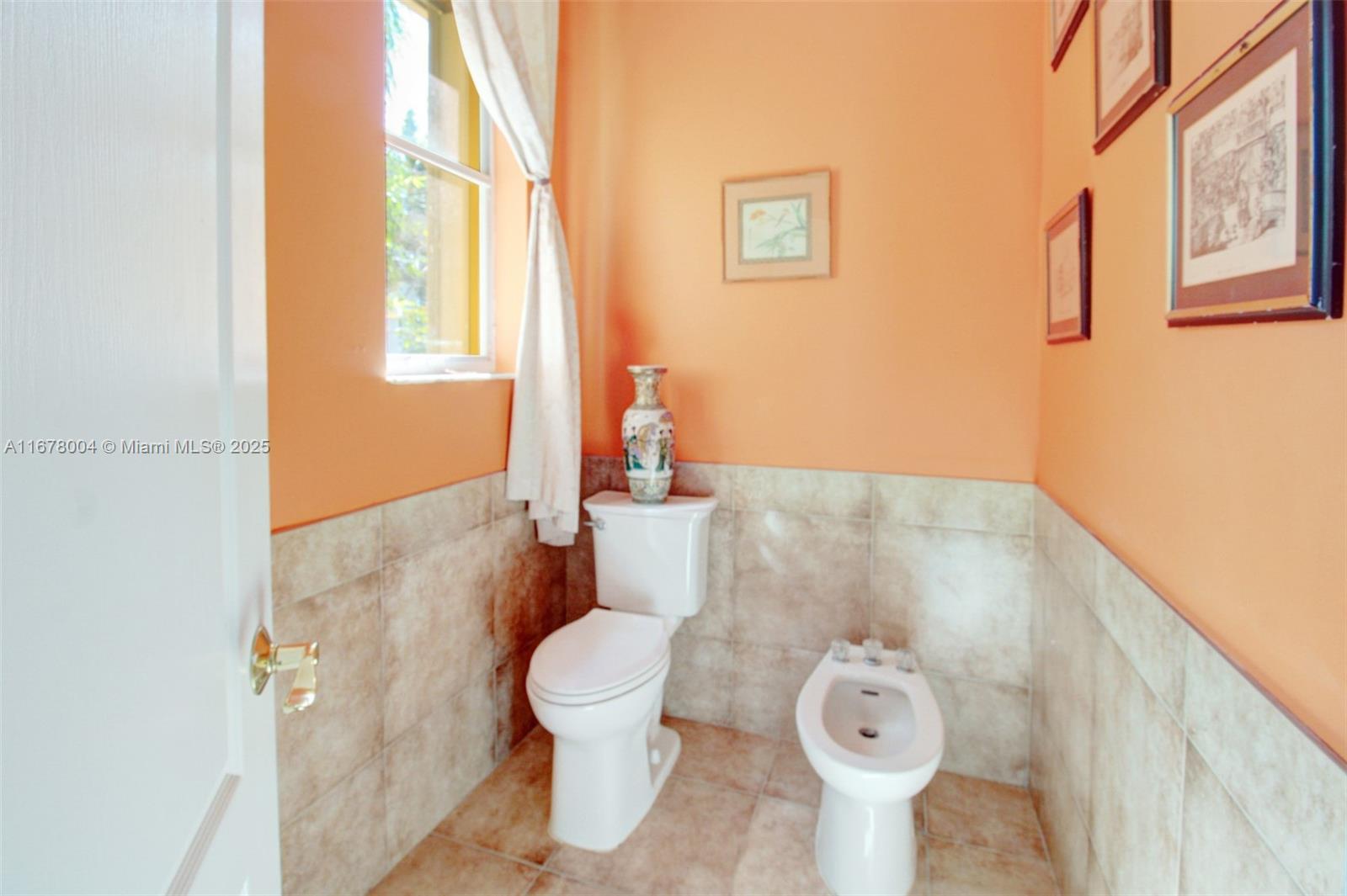 CRESTVIEW LAKES 1ST ADDN - Residential