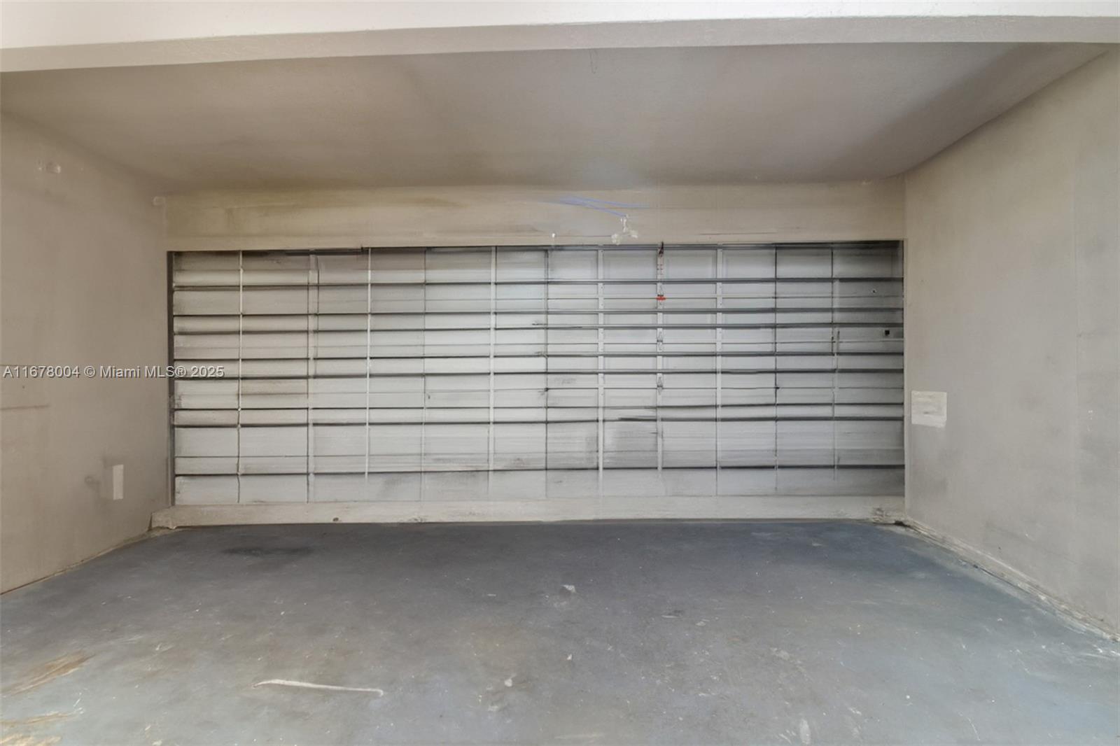 CRESTVIEW LAKES 1ST ADDN - Residential