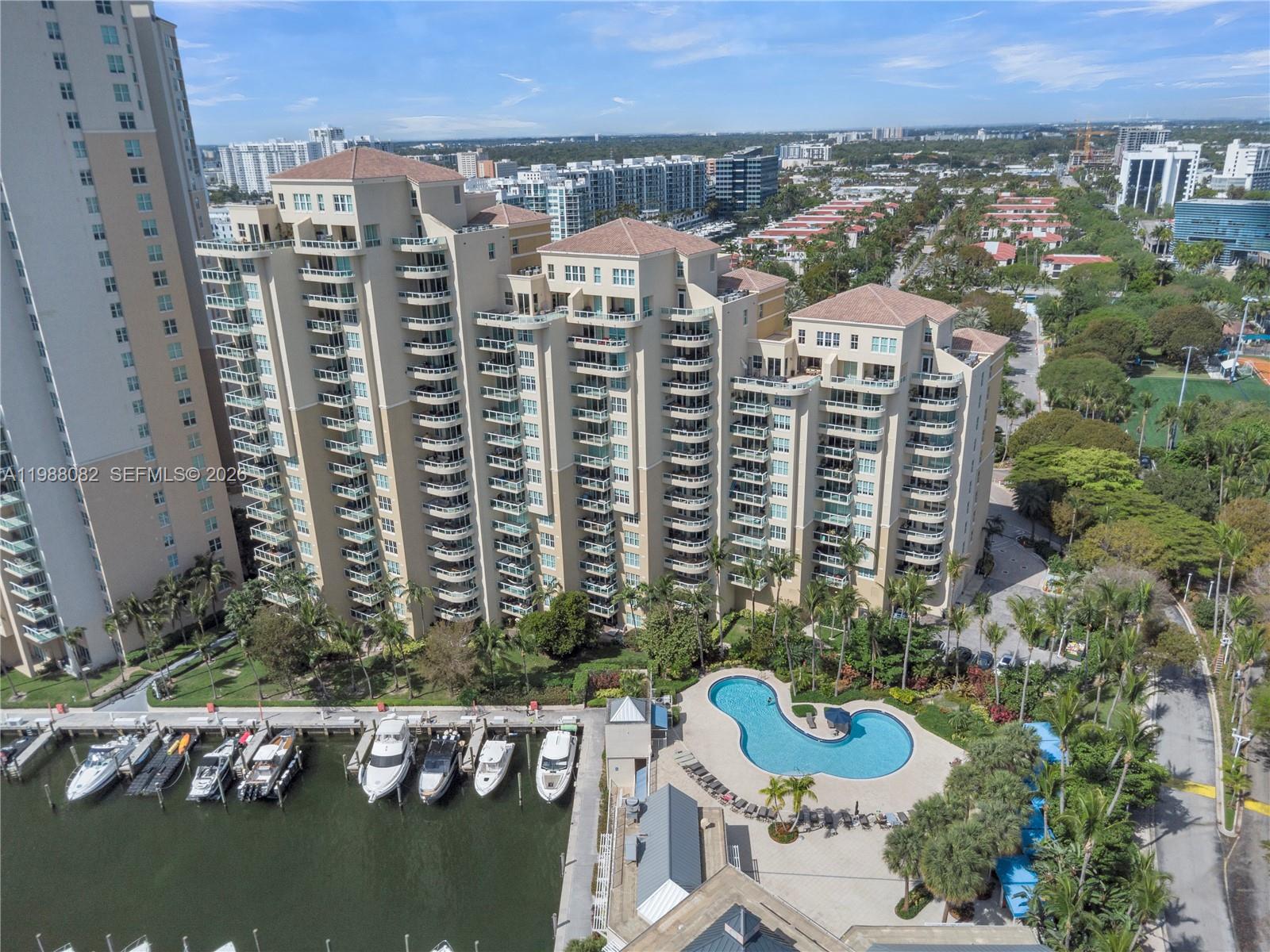AVENTURA MARINA CONDO NUM - Residential