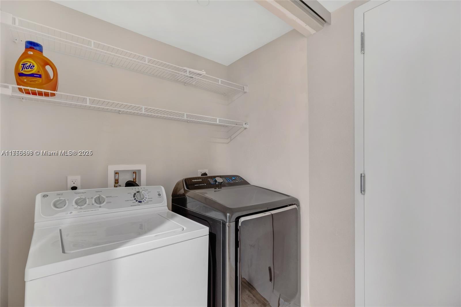 BEACHWALK CONDOMINIUM - Residential