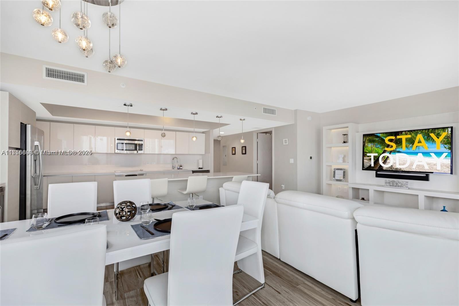 BEACHWALK CONDOMINIUM - Residential