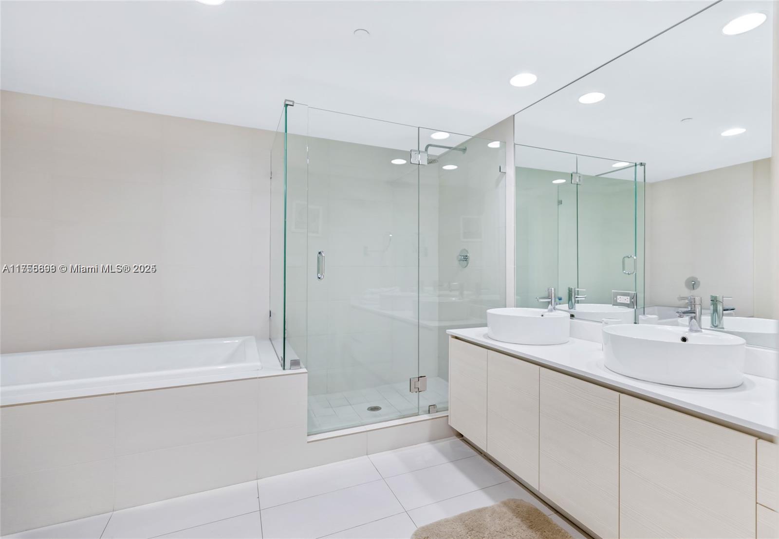BEACHWALK CONDOMINIUM - Residential