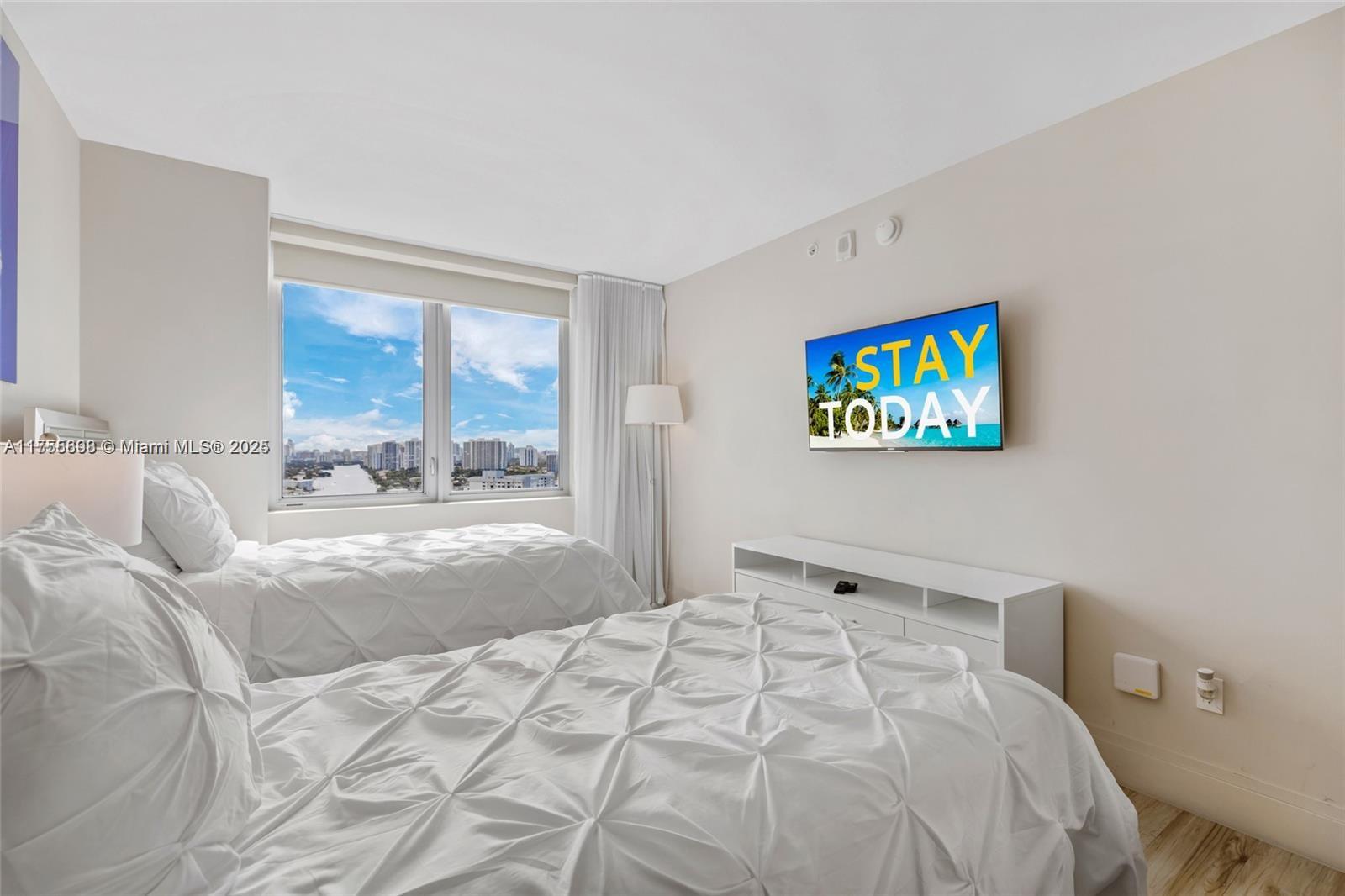 BEACHWALK CONDOMINIUM - Residential