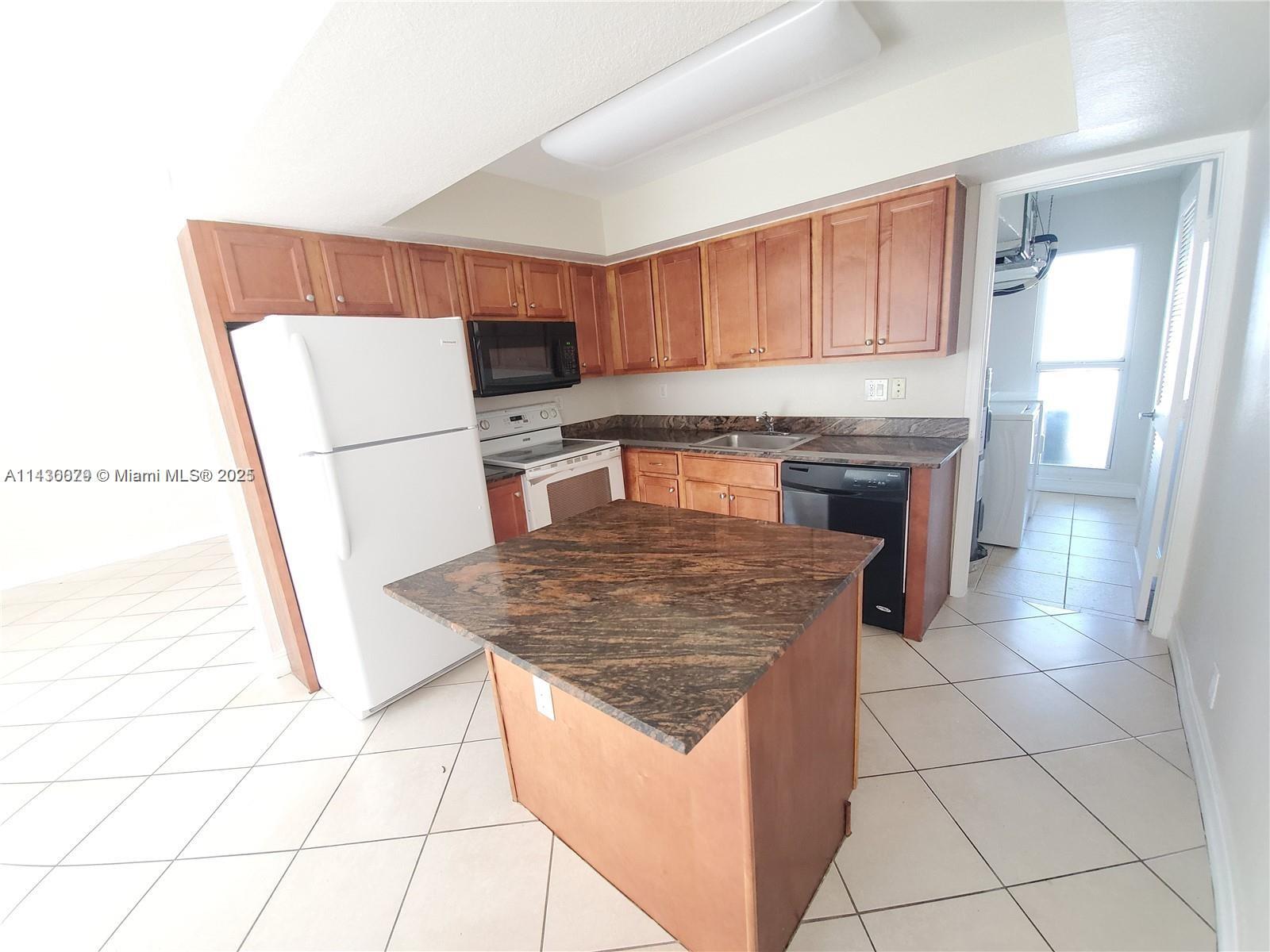 PELICAN POINT AT BOYNTON - Residential