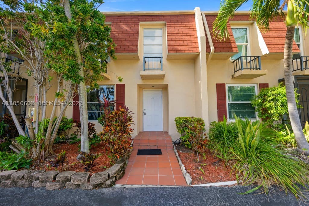 Photo of 1951 Atlantic Shores Blvd #23, Hallandale Beach, FL 33009 (MLS # A12050602)