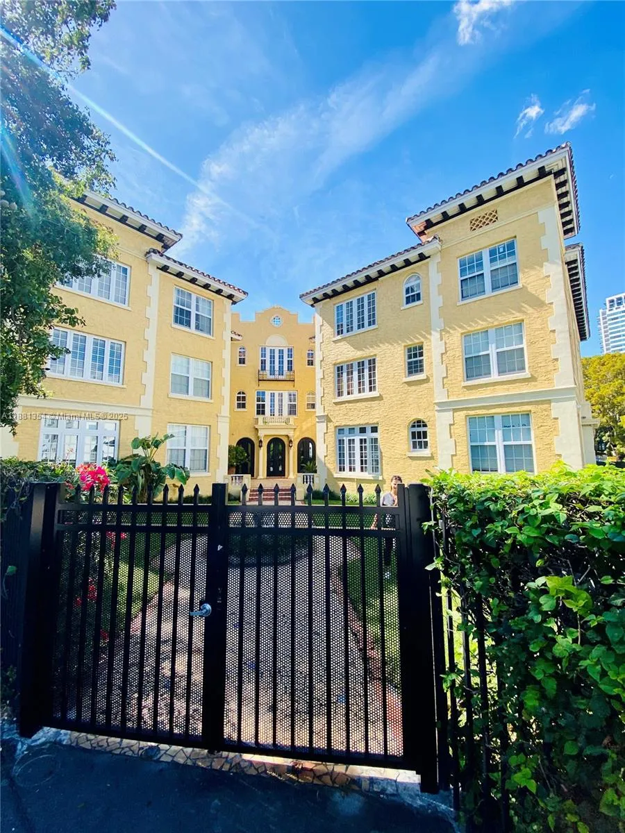 Miami, Florida 33137, United States, 1 Bedroom Bedrooms, ,1 BathroomBathrooms,Residential,Active,213898