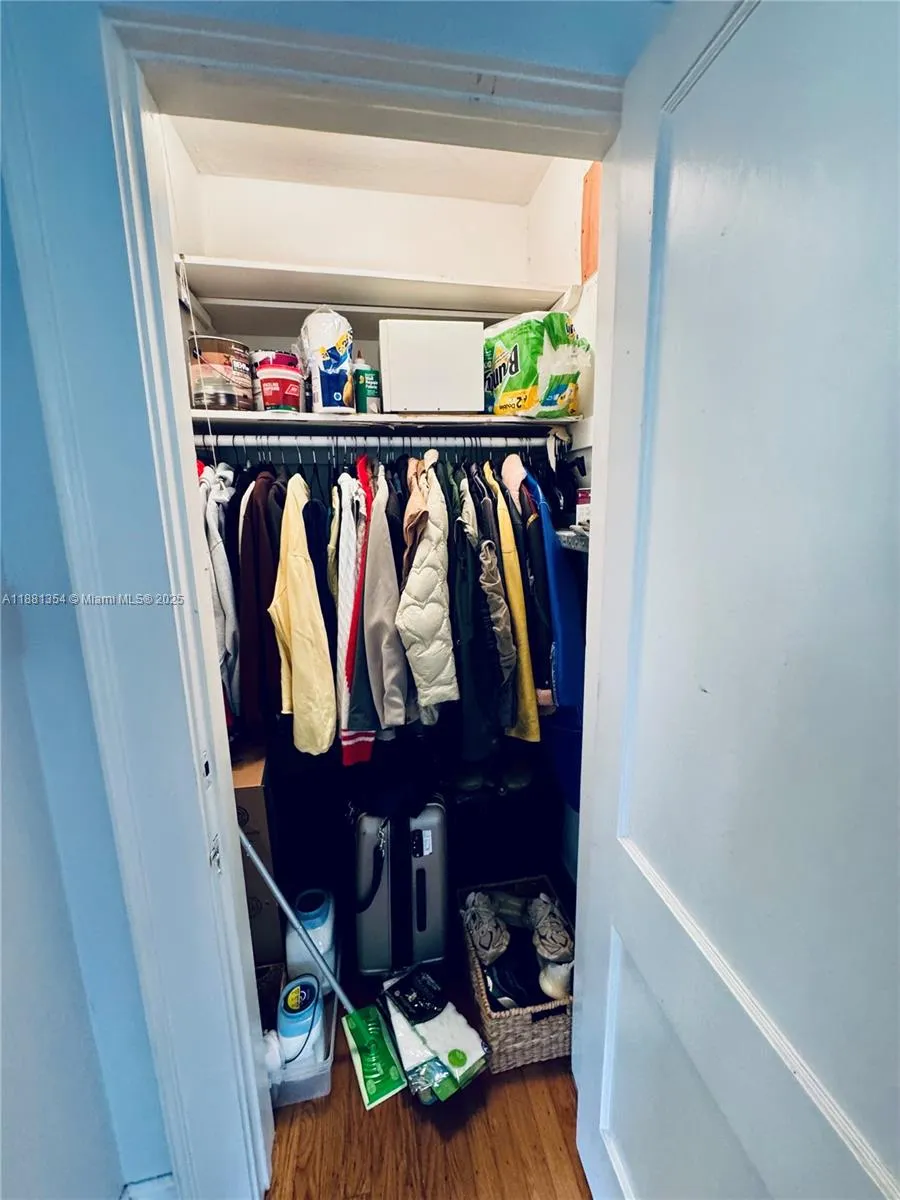 Miami, Florida 33137, United States, 1 Bedroom Bedrooms, ,1 BathroomBathrooms,Residential,Active,213898