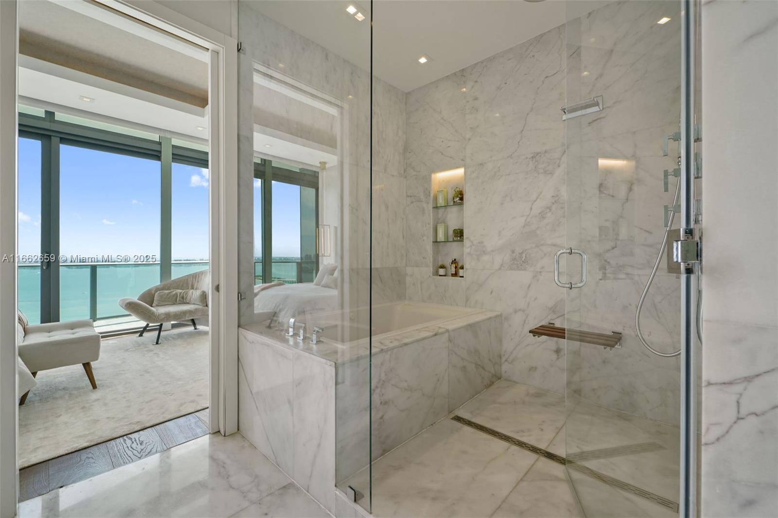 ICON BAY CONDO - Residential