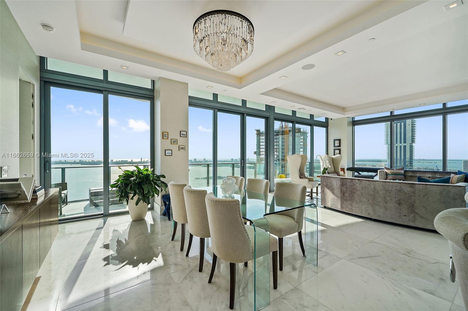 ICON BAY CONDO - Residential