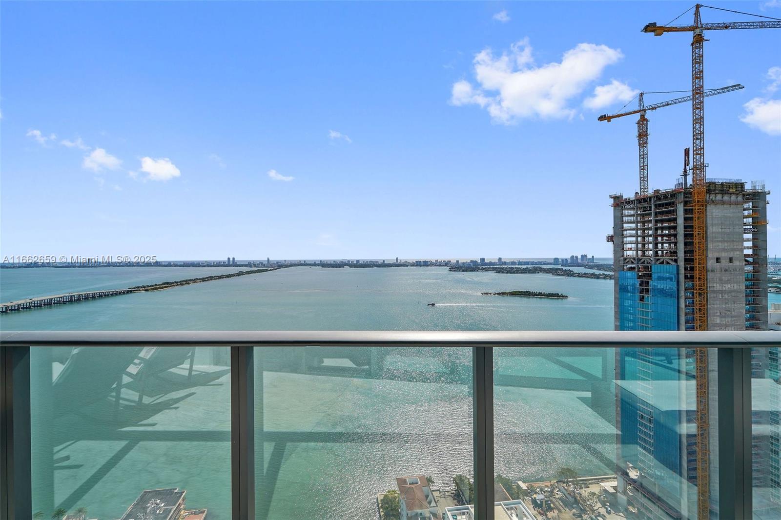 ICON BAY CONDO - Residential