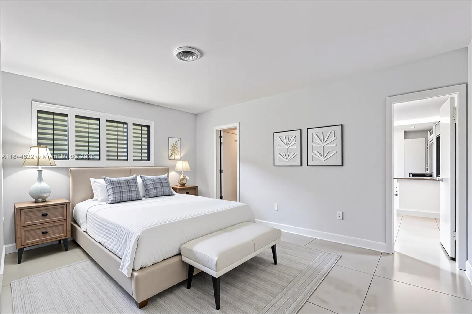 SKY LAKE - Residential Lease