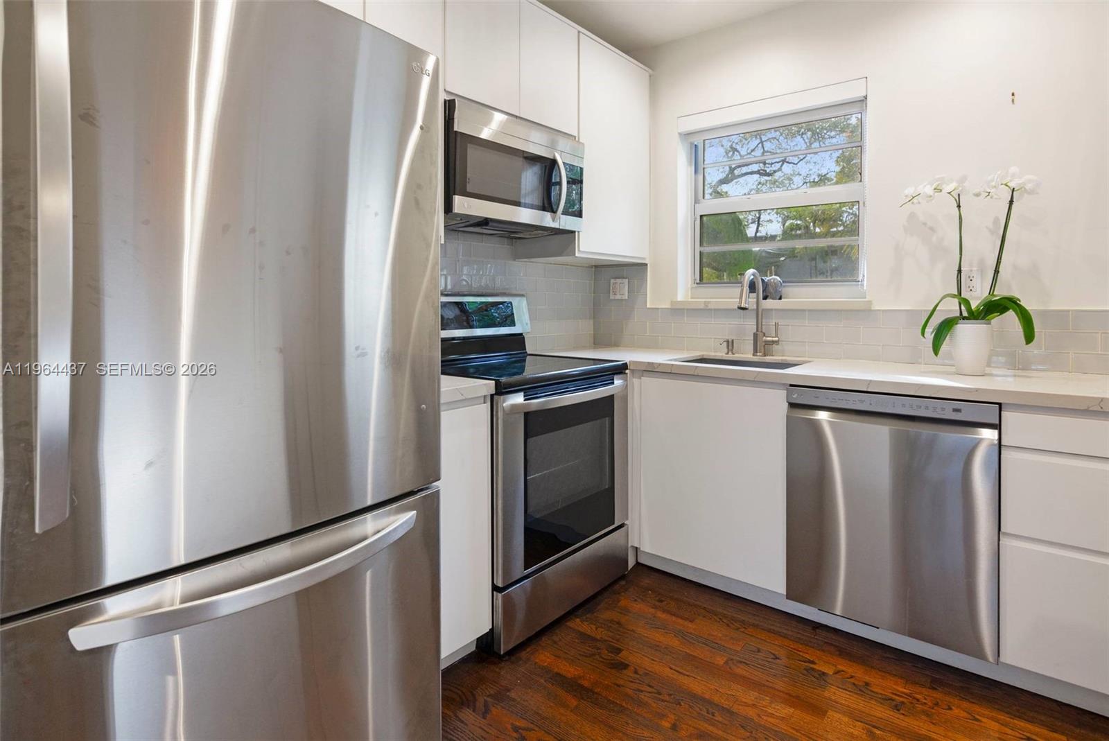 PATHWAYS CONDO - Residential