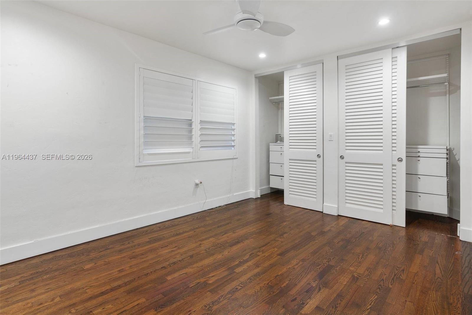 PATHWAYS CONDO - Residential