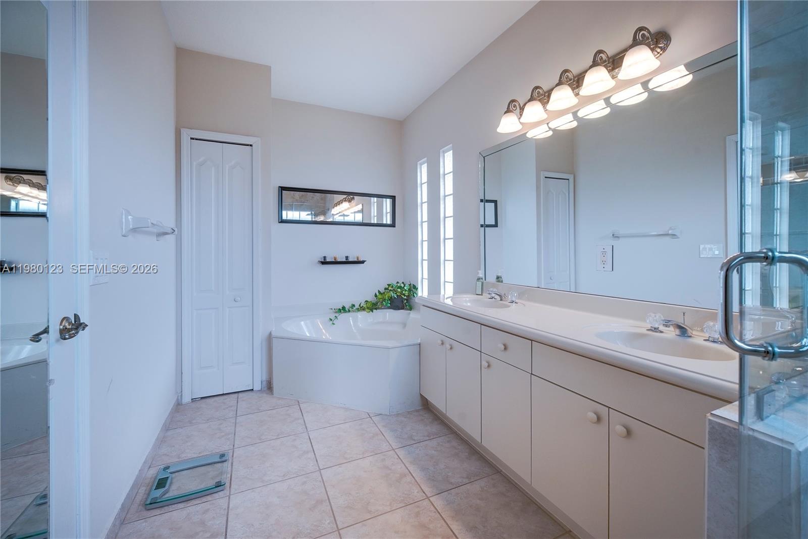 GARDEN HILLS WEST - Residential