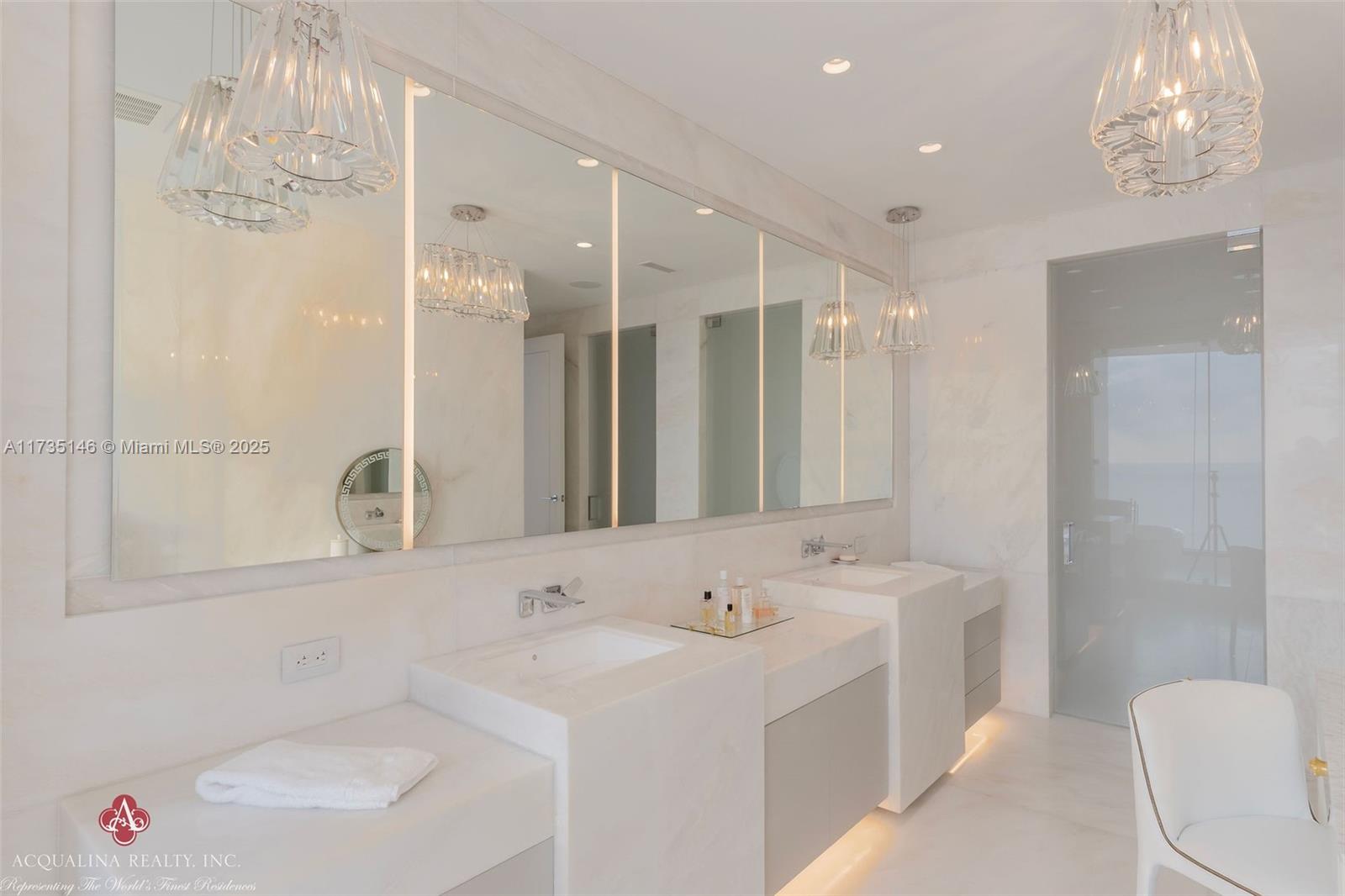THE ESTATES ACQUALINA - Residential