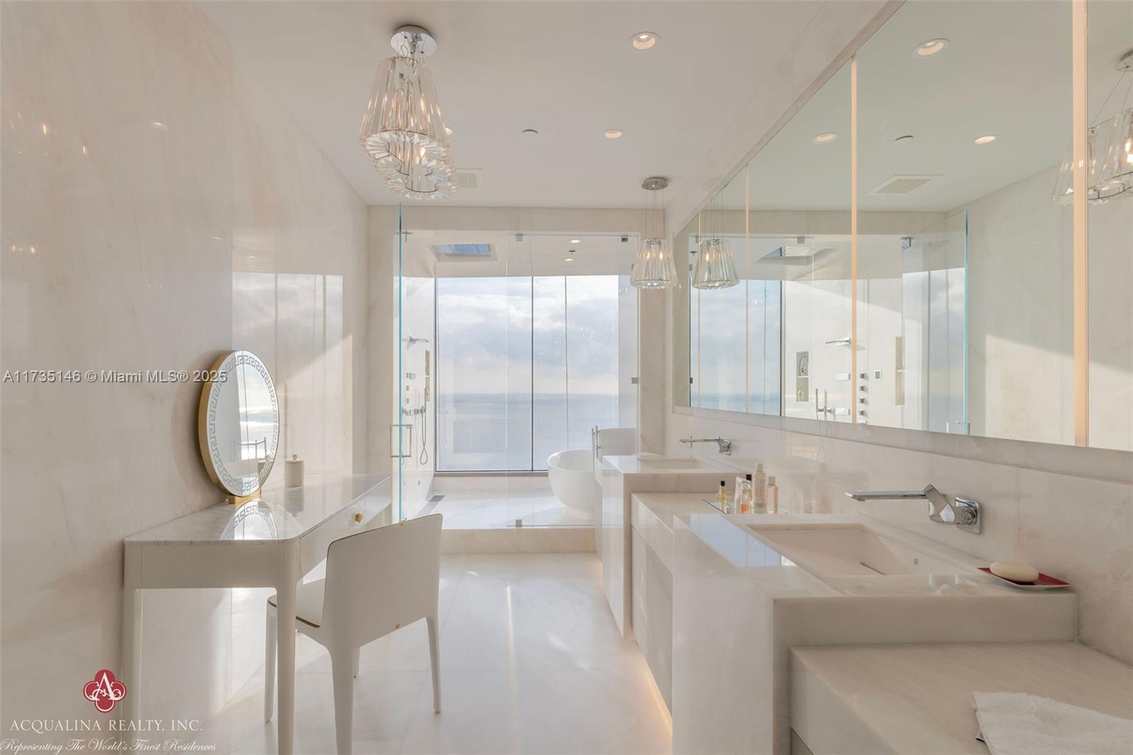 THE ESTATES ACQUALINA - Residential