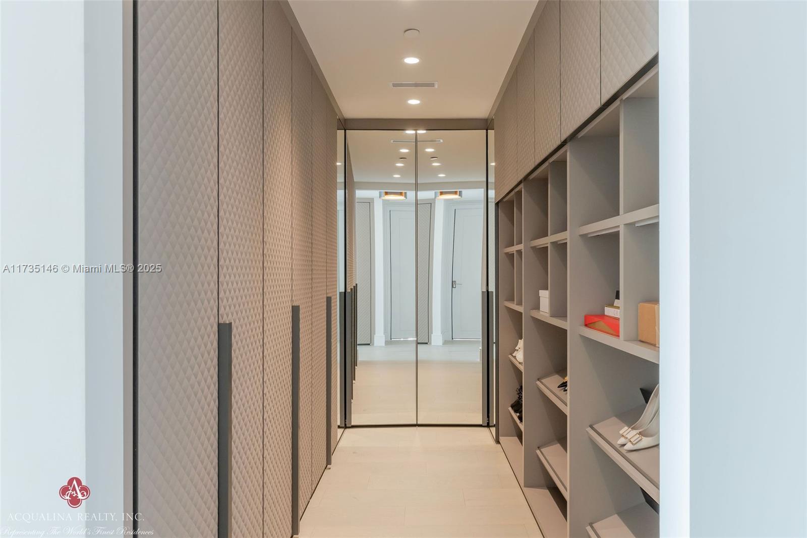 THE ESTATES ACQUALINA - Residential