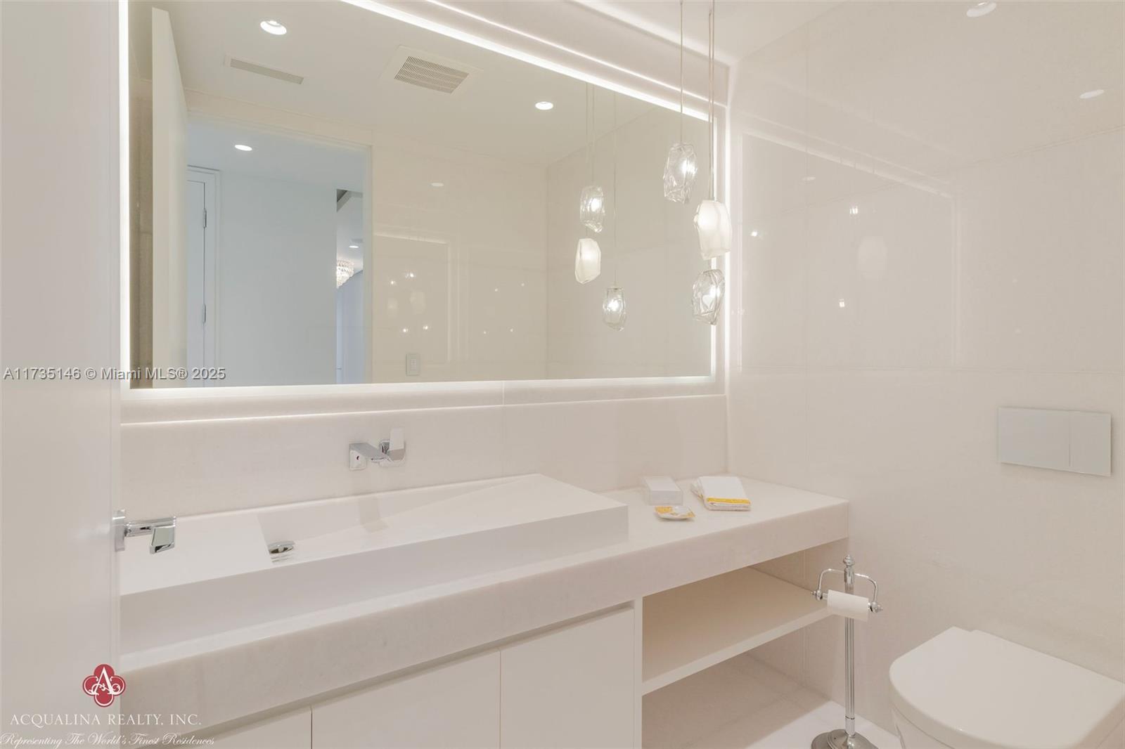 THE ESTATES ACQUALINA - Residential