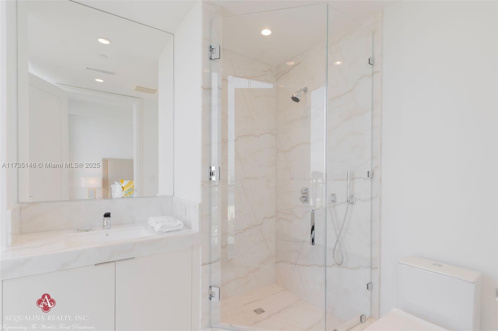 THE ESTATES ACQUALINA - Residential