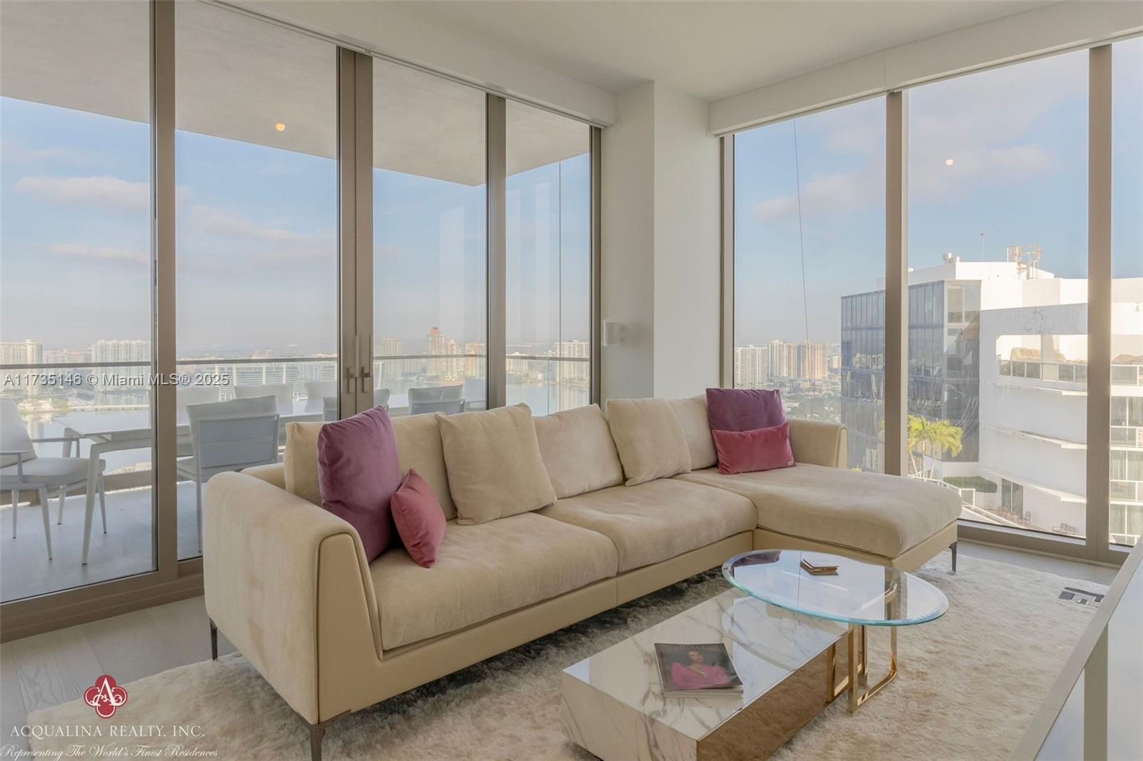 THE ESTATES ACQUALINA - Residential
