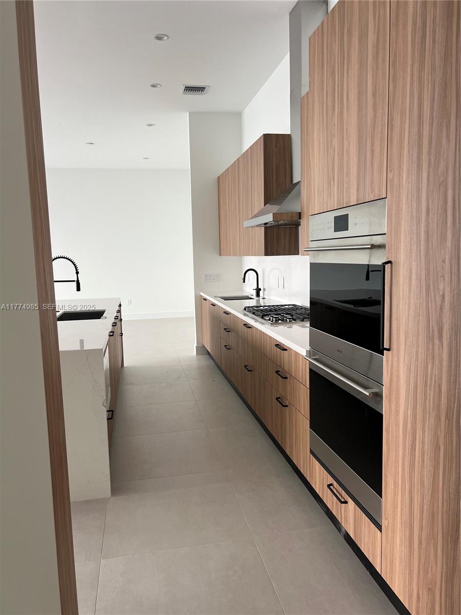 PRESERVE AT EMERALD HILLS - Residential