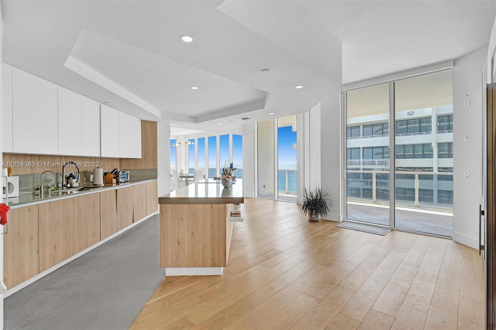 BELLINI CONDO - Residential