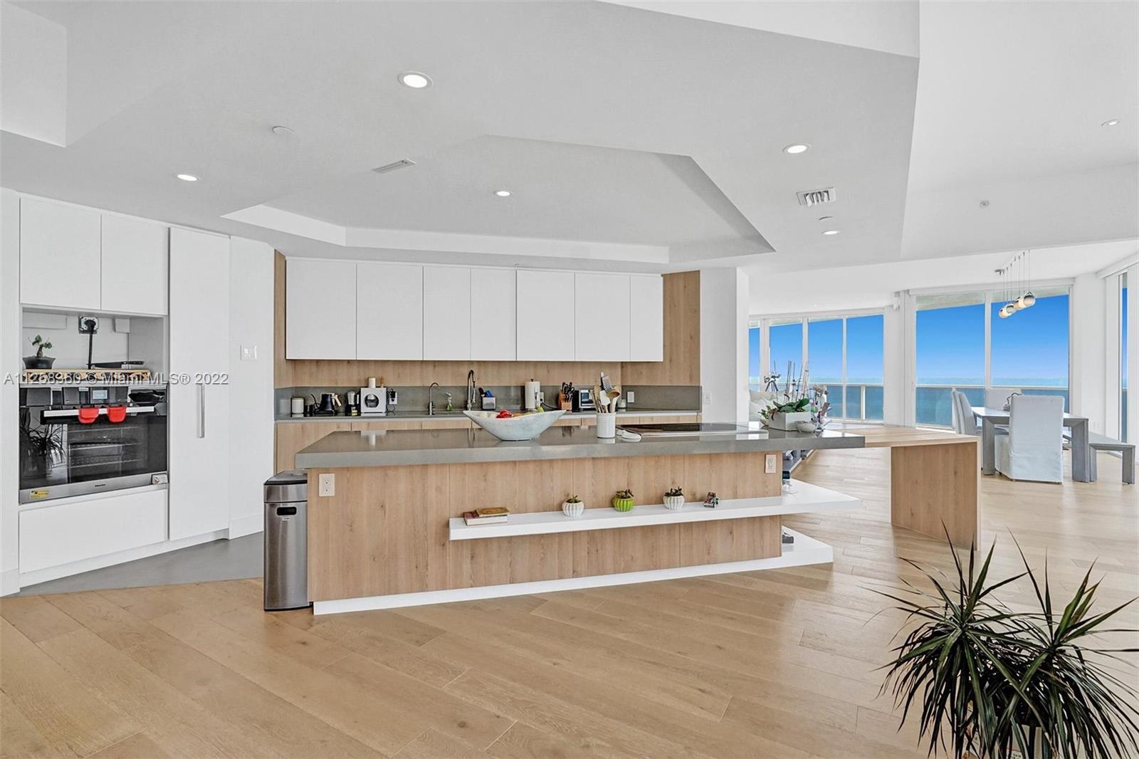 BELLINI CONDO - Residential