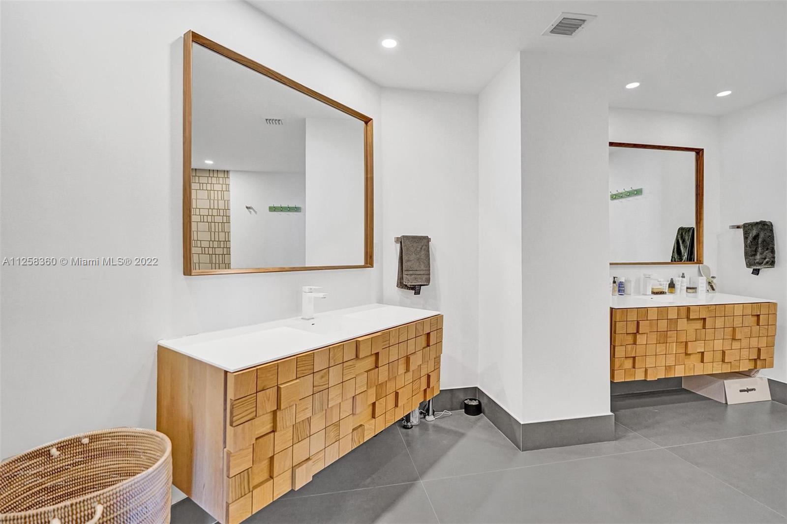 BELLINI CONDO - Residential