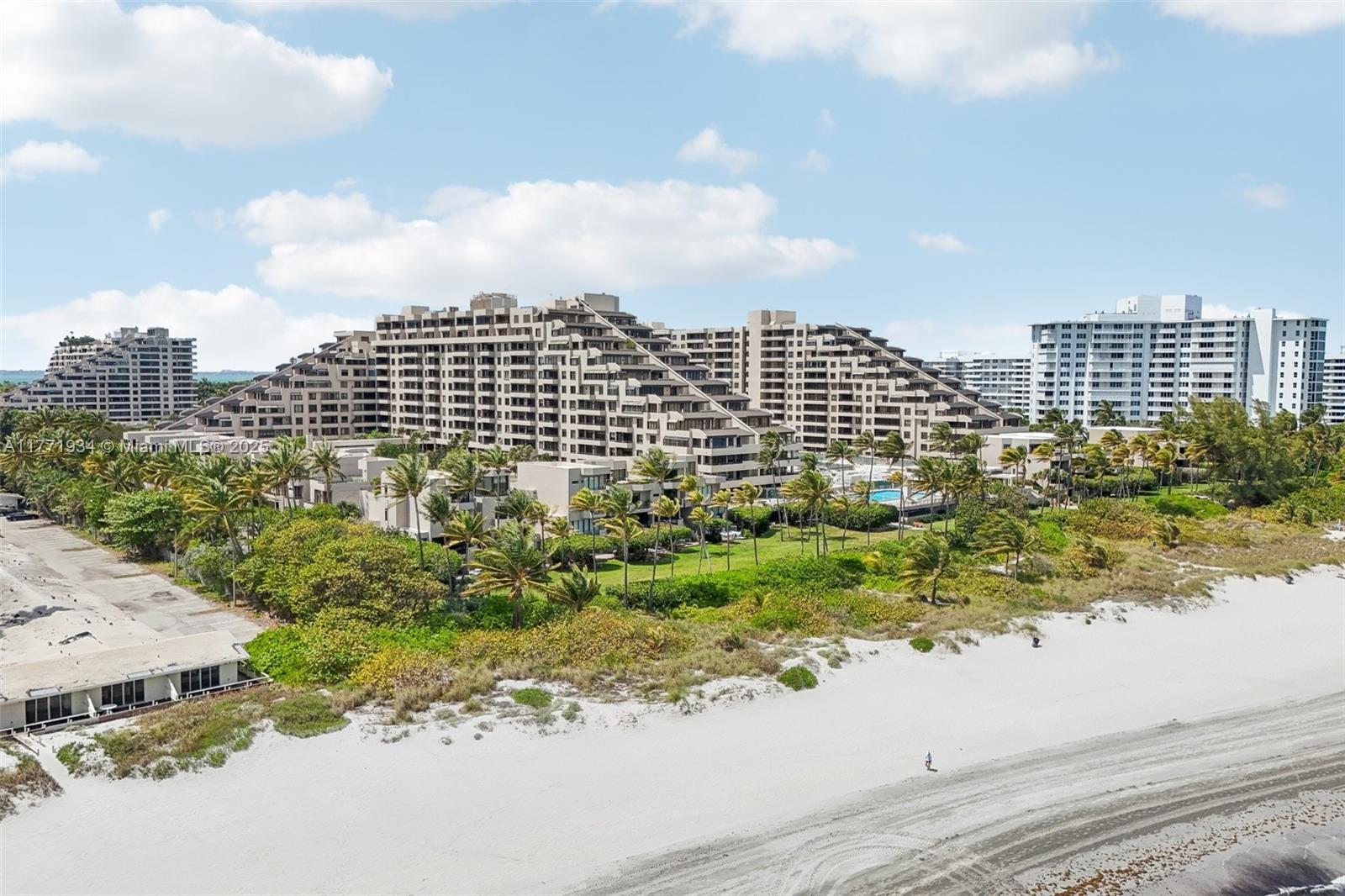 151 Crandon Blvd 628, Key Biscayne, Miami-Dade County, Florida - 2 Bedrooms  
2 Bathrooms - 
