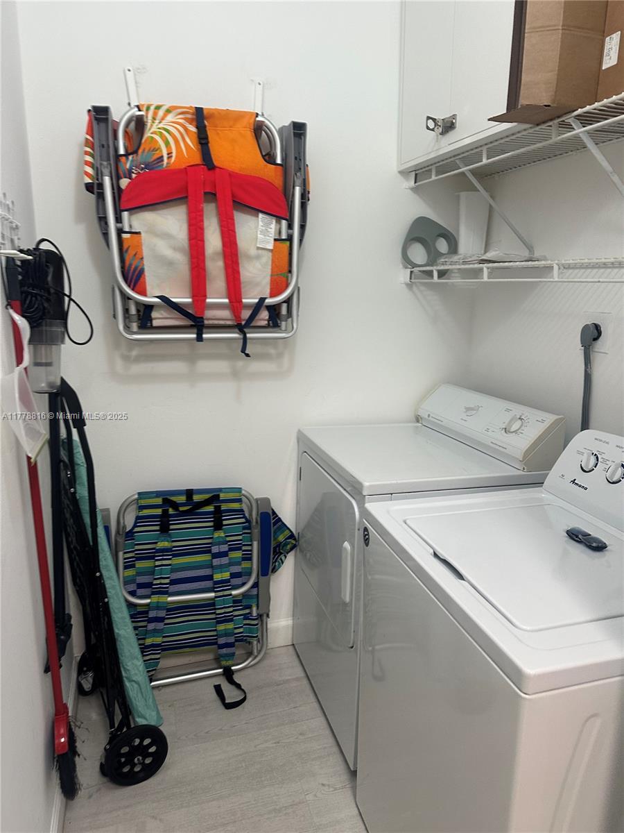 THE YACHT CLUB AT AVENTUR - Residential