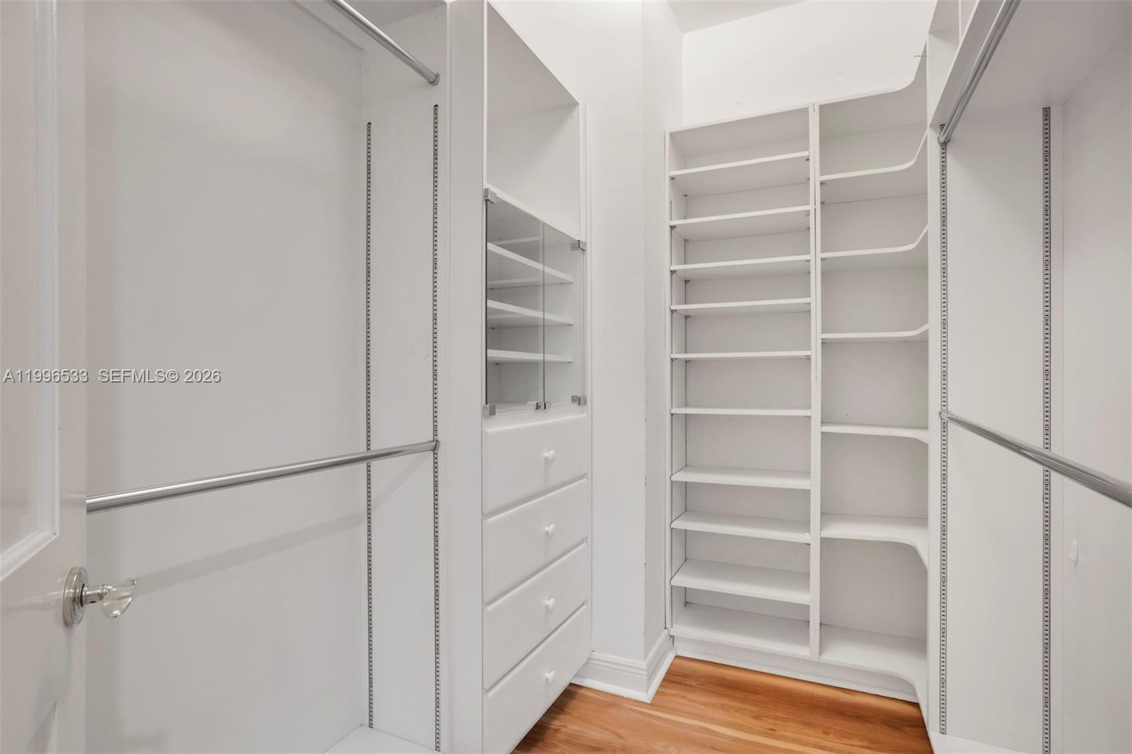 4TH ADDN TO ROYAL OAKS - Residential Lease