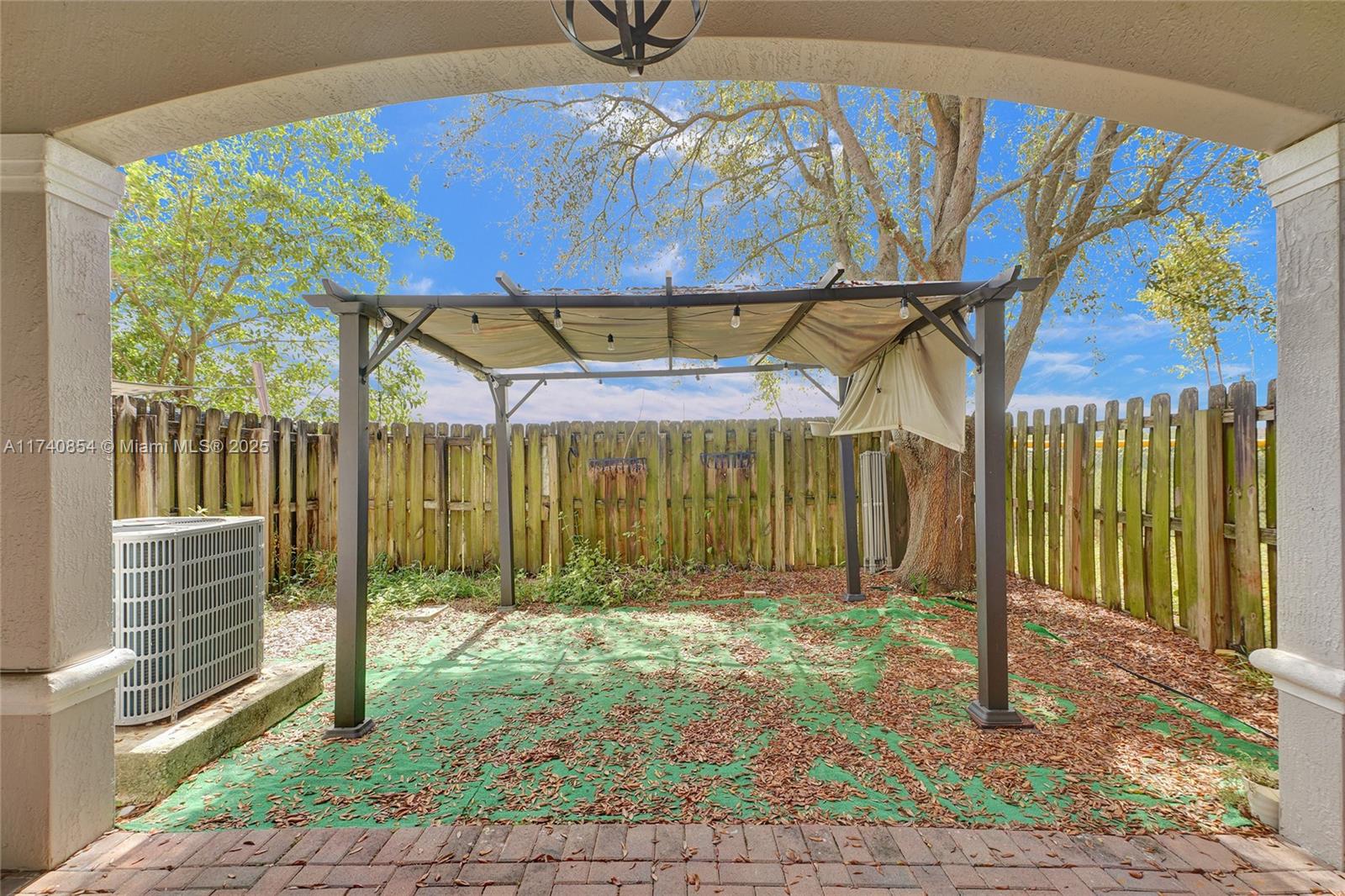 CENTURY GARDENS VILLAS - Residential